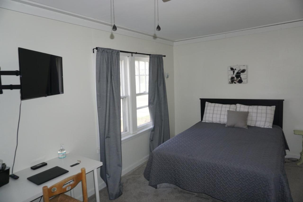 Bed and Breakfast Charlevoix House - The Northside Экстерьер фото
